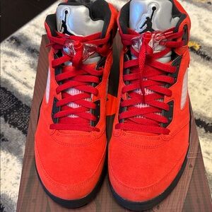 Men’s Jordan 5’s size 11.5